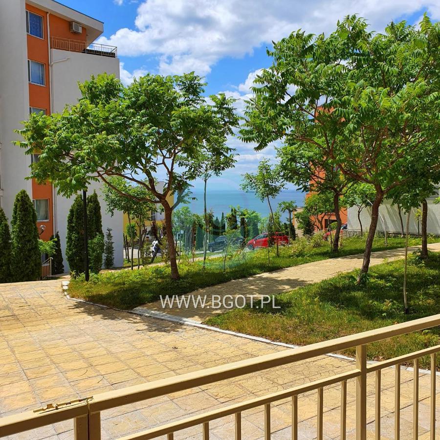 Grand Resort - Imperial Crown Fort Club - Prestige Apartments Елените Экстерьер фото