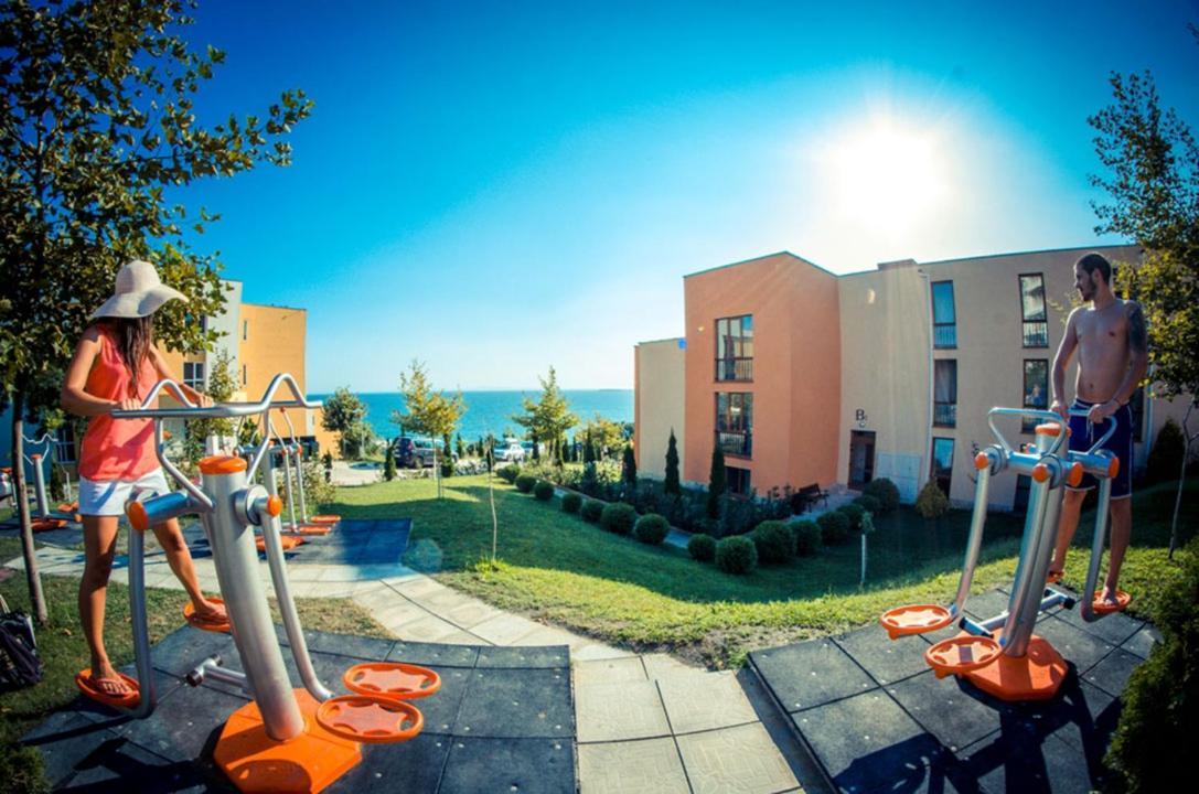 Grand Resort - Imperial Crown Fort Club - Prestige Apartments Елените Экстерьер фото