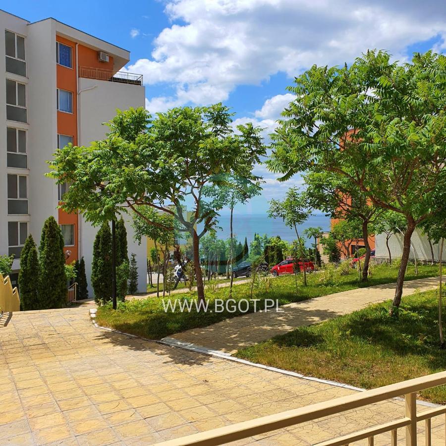 Grand Resort - Imperial Crown Fort Club - Prestige Apartments Елените Экстерьер фото