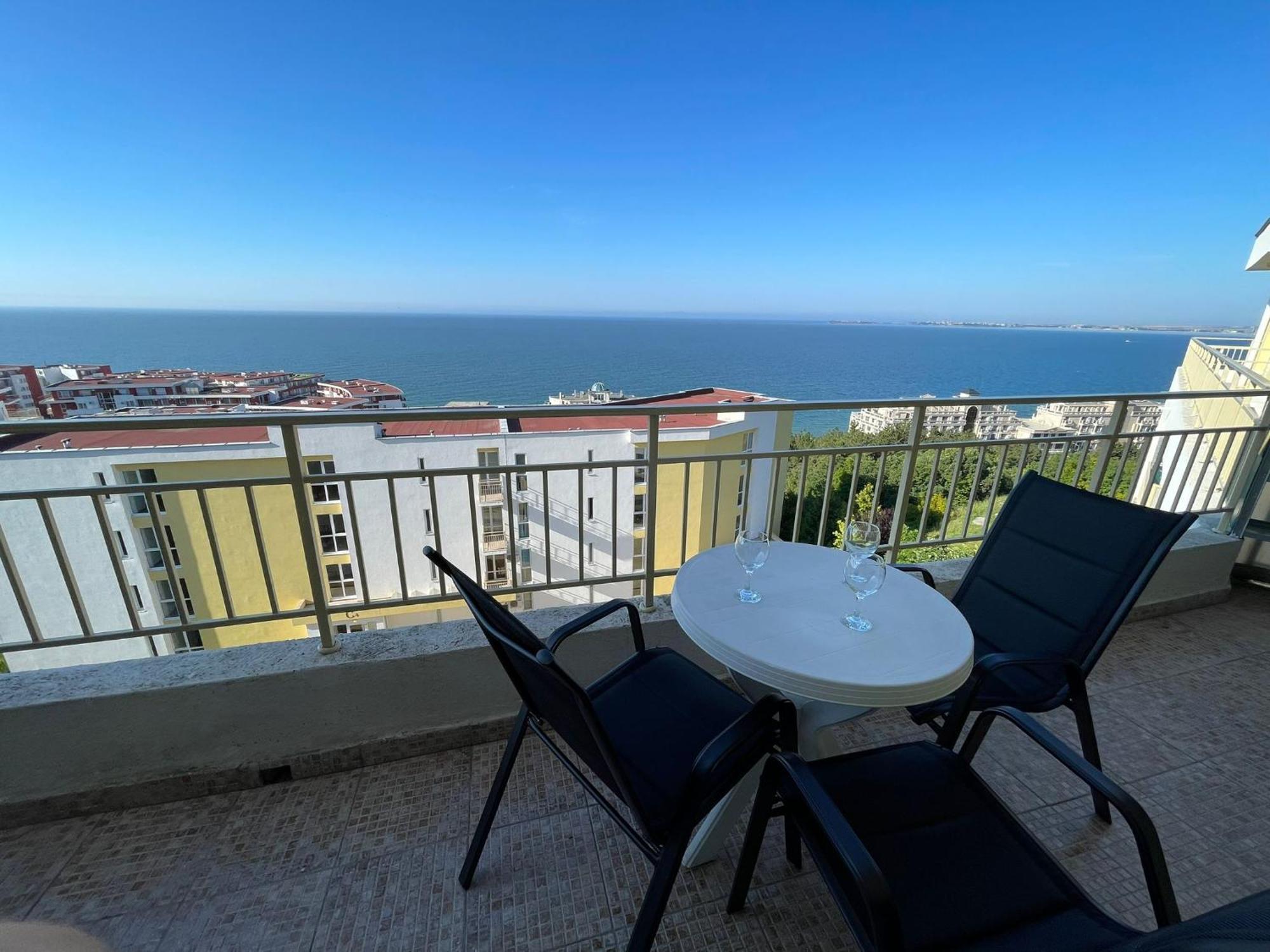 Grand Resort - Imperial Crown Fort Club - Prestige Apartments Елените Экстерьер фото