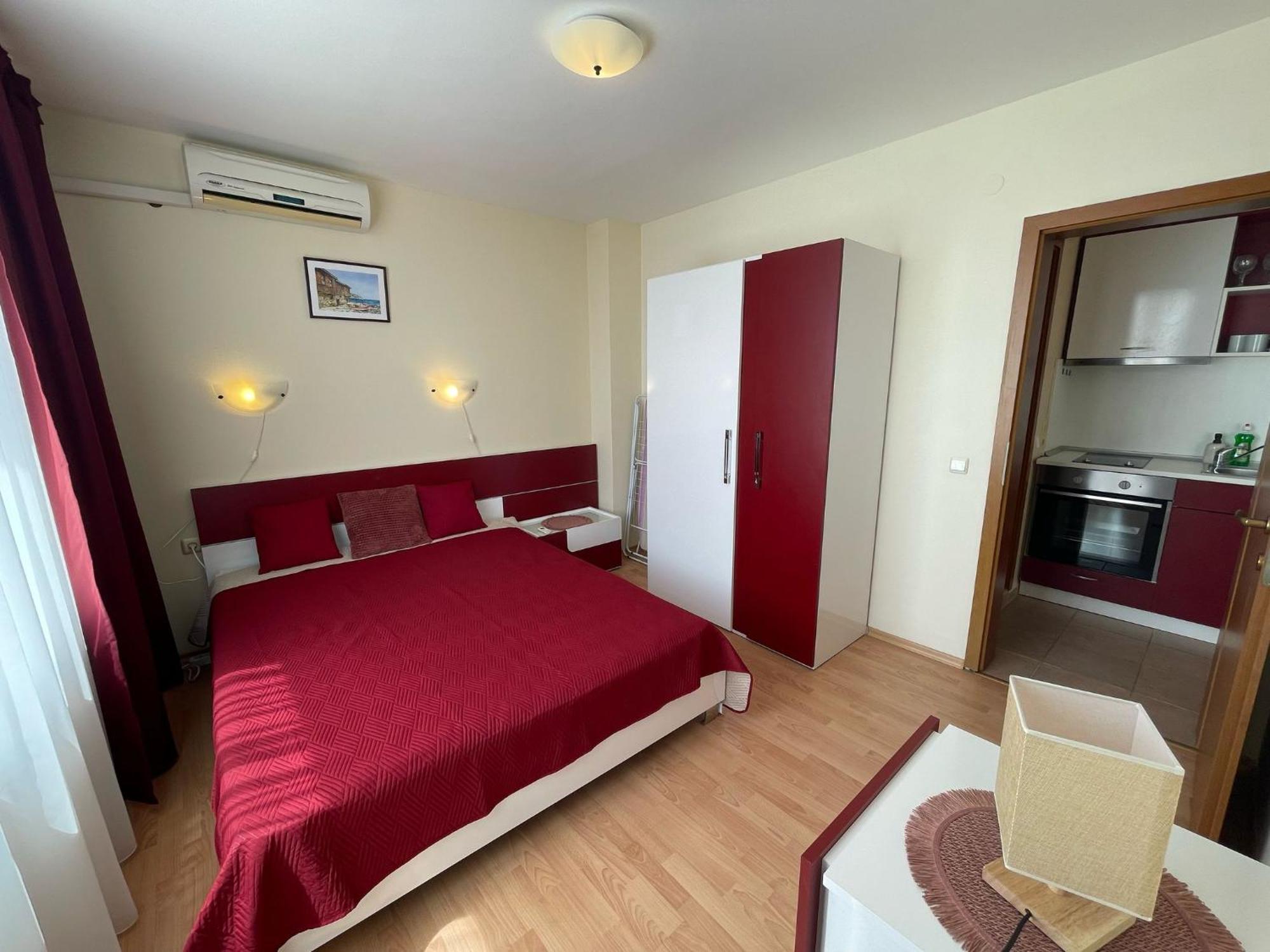 Grand Resort - Imperial Crown Fort Club - Prestige Apartments Елените Номер фото