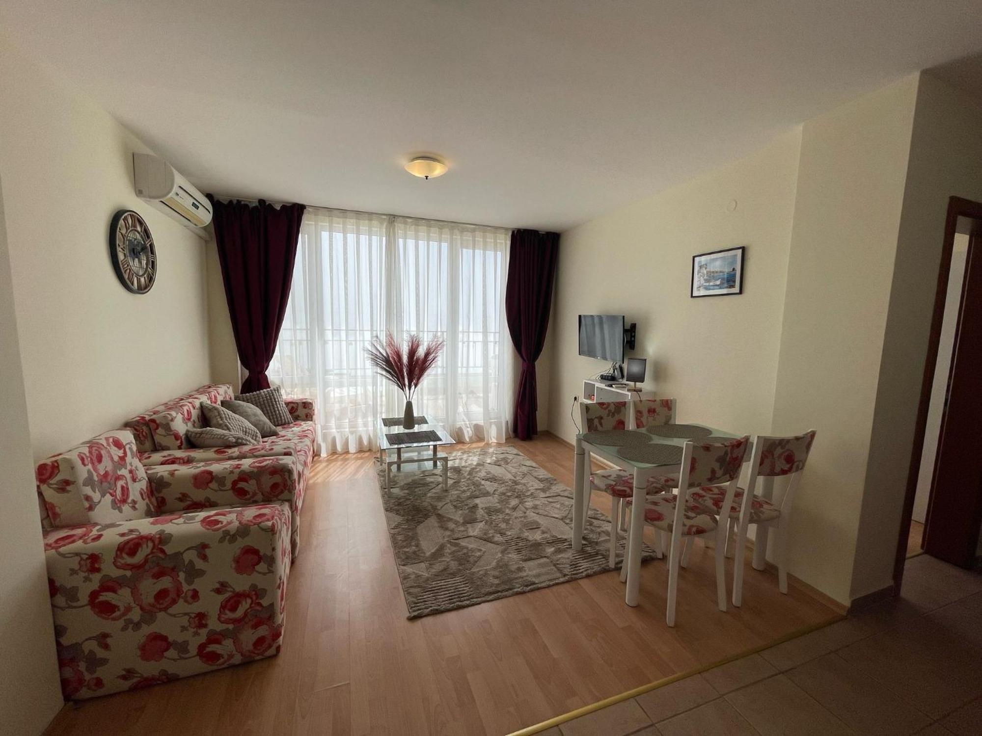 Grand Resort - Imperial Crown Fort Club - Prestige Apartments Елените Номер фото