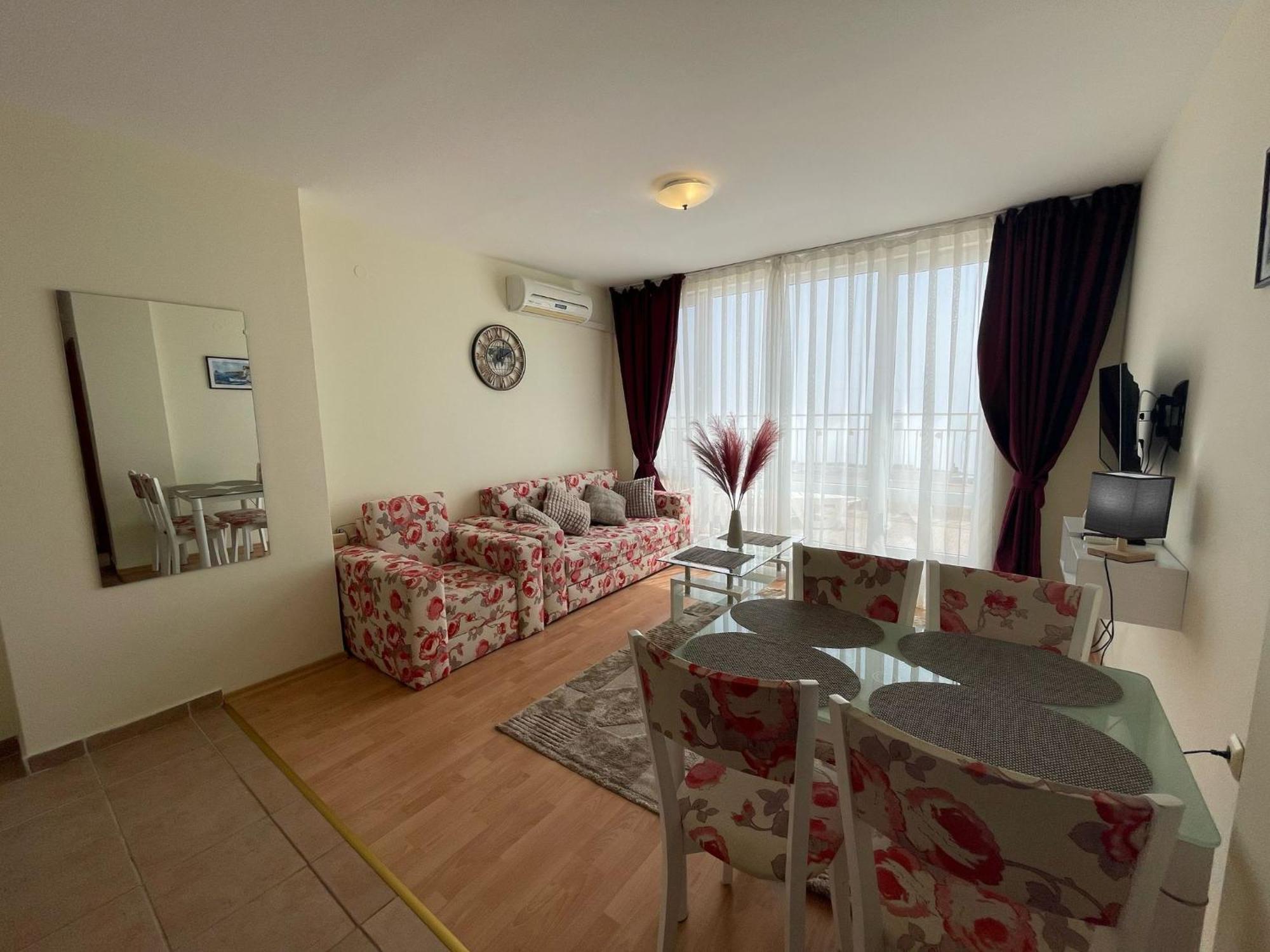 Grand Resort - Imperial Crown Fort Club - Prestige Apartments Елените Номер фото